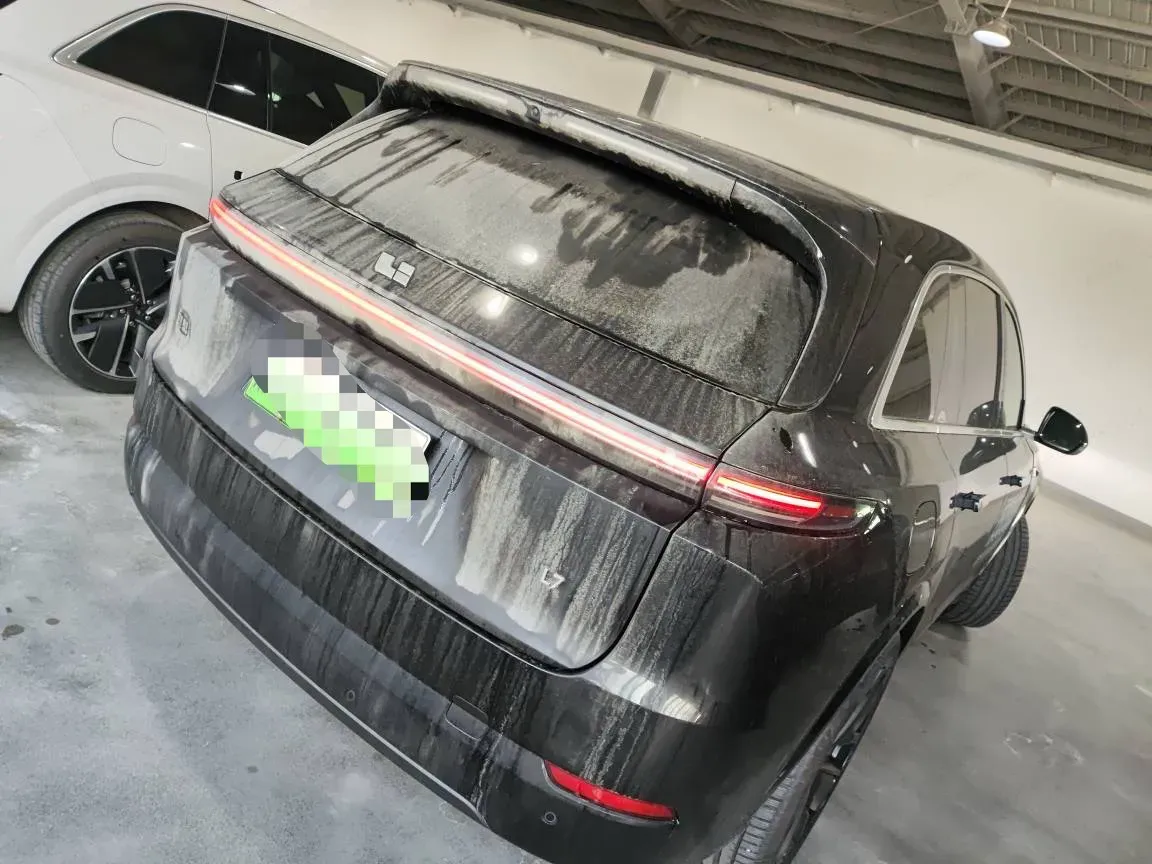2025 Li L7 Range Extended 154HP REEV,autocango,china used car exporter,china ev exporter,chinese used car exporter,chinese used ev exporter
