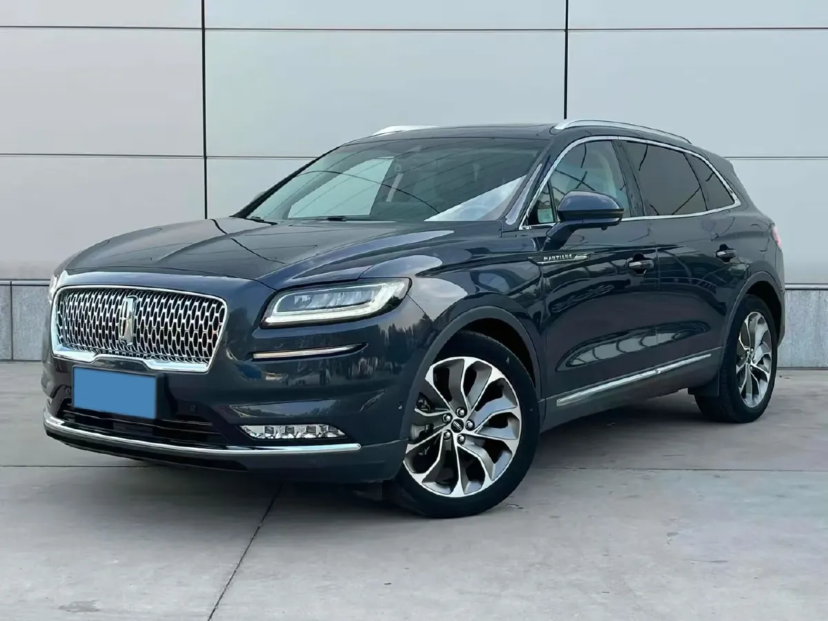 2022 Lincoln Corsair 2.0T 245HP L4 8AT,autocango,china used car exporter,china ev exporter,chinese used car exporter,chinese used ev exporter
