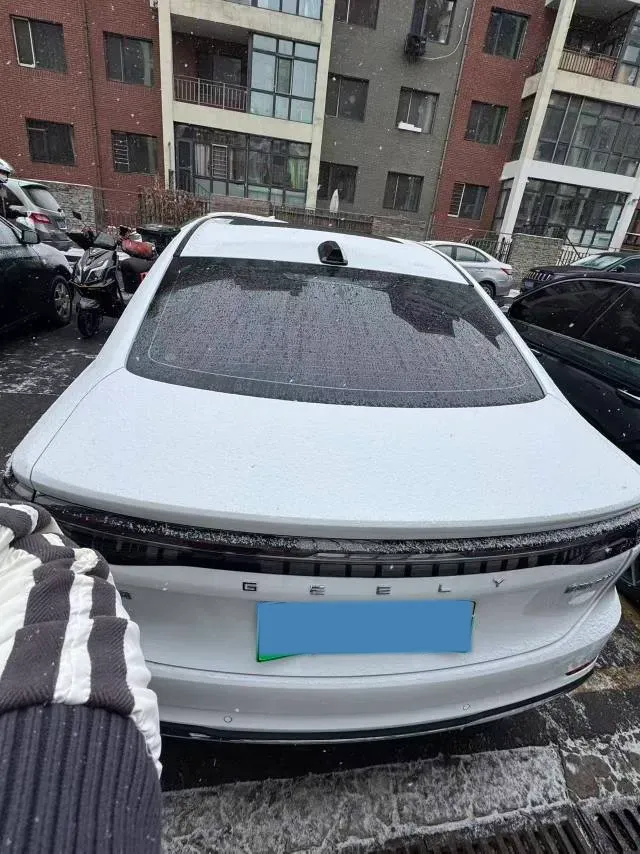 2025 Geely Galaxy A7 1.5L 112HP L4 1DHT PHEV,autocango,china used car exporter,china ev exporter,chinese used car exporter,chinese used ev exporter