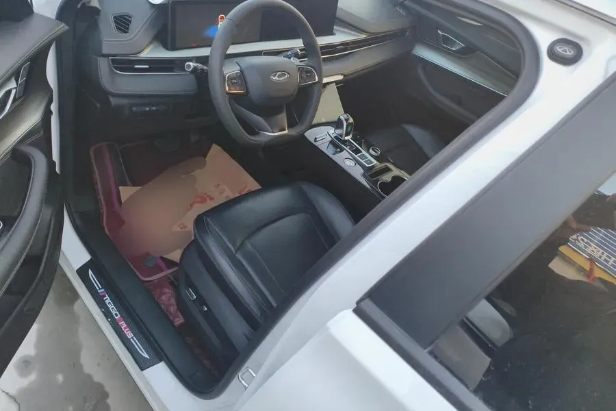 2022 ChangAn CS75 Plus 1.5T 178HP L4 6AT,autocango,china used car exporter,china ev exporter,chinese used car exporter,chinese used ev exporter