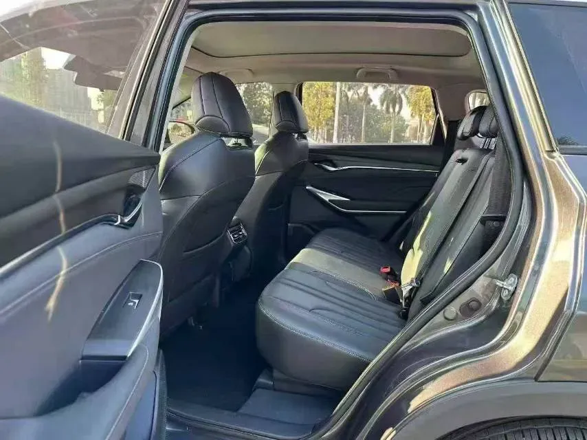 2020 ChangAn CS75 Plus 1.5T 178HP L4 6AT,autocango,china used car exporter,china ev exporter,chinese used car exporter,chinese used ev exporter