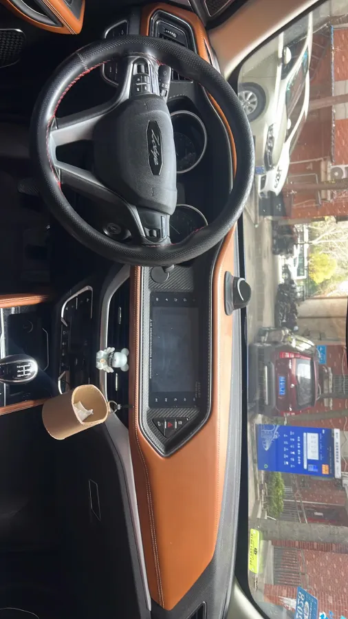 2017 Zotye T300 1.5L 112HP L4 5MT,autocango,china used car exporter,china ev exporter,chinese used car exporter,chinese used ev exporter