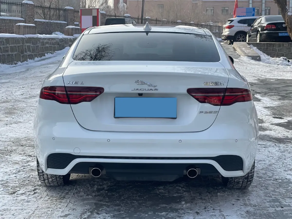 2023 Jaguar XEL 2.0T 250HP L4 8AT,autocango,china used car exporter,china ev exporter,chinese used car exporter,chinese used ev exporter