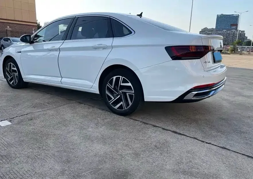 2023 Volkswagen Sagitar 1.2T 116HP L4 7DCT,autocango,china used car exporter,china ev exporter,chinese used car exporter,chinese used ev exporter