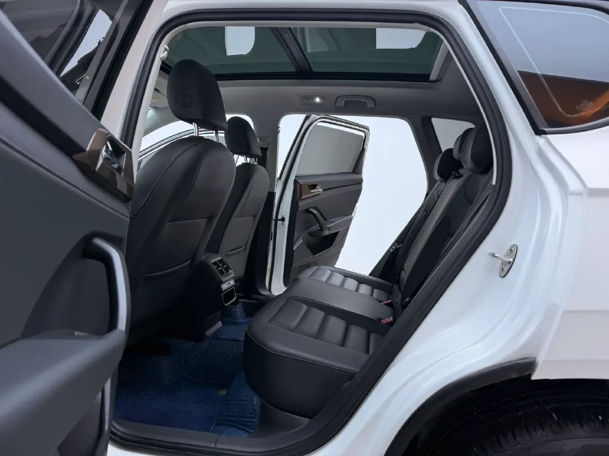 2021 Volkswagen Tharu 1.4T 150HP L4 7DCT,autocango,china used car exporter,china ev exporter,chinese used car exporter,chinese used ev exporter