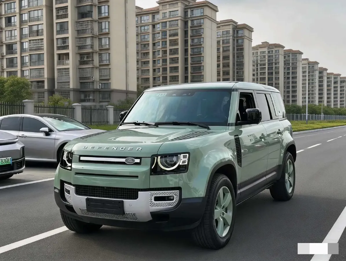 2023 Land Rover Defender 3.0T 400HP L6 8AT,autocango,china used car exporter,china ev exporter,chinese used car exporter,chinese used ev exporter