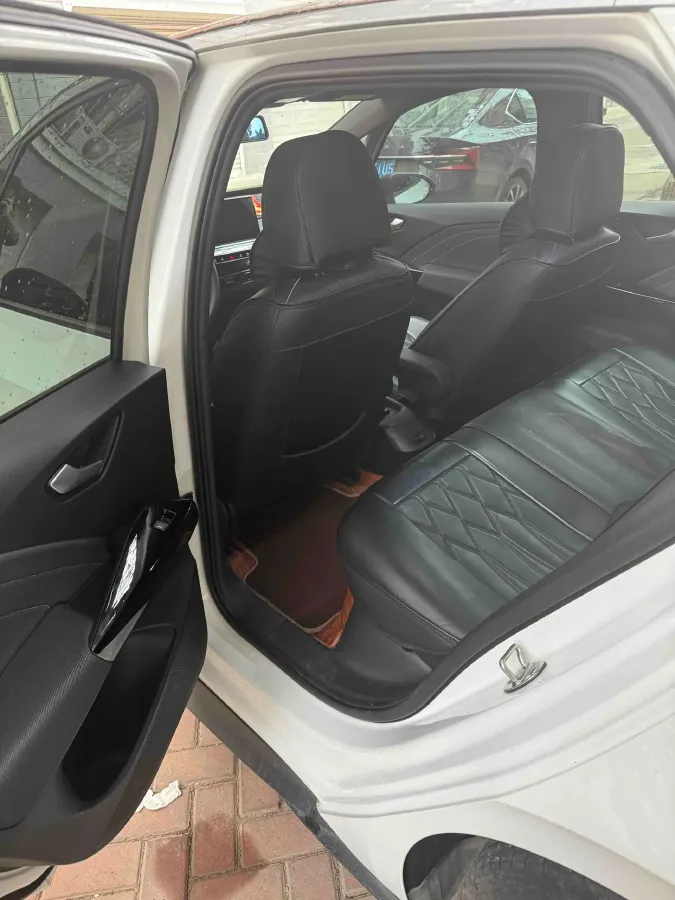 2025 Volkswagen ID.3 BEV 52.8KWH,autocango,china used car exporter,china ev exporter,chinese used car exporter,chinese used ev exporter