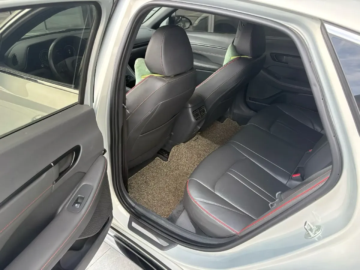 2020 Hyundai Sonata 2.0T 240HP L4 8AT,autocango,china used car exporter,china ev exporter,chinese used car exporter,chinese used ev exporter