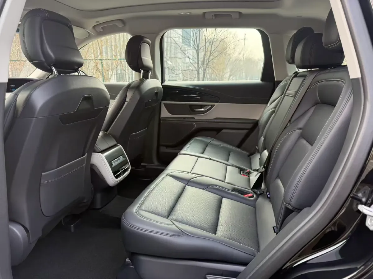 2023 Lincoln Nautilus 2.0T 282HP L4 E-CVT Hybrid,autocango,china used car exporter,china ev exporter,chinese used car exporter,chinese used ev exporter