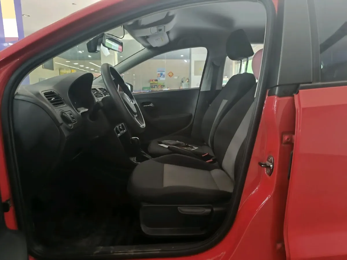 2016 Volkswagen Polo 1.4L 90HP L4 6AT,autocango,china used car exporter,china ev exporter,chinese used car exporter,chinese used ev exporter