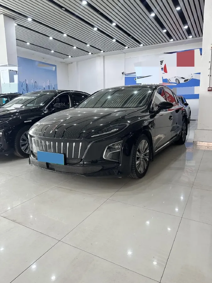 2024 HongQi E-QM5 BEV 72KWH,autocango,china used car exporter,china ev exporter,chinese used car exporter,chinese used ev exporter