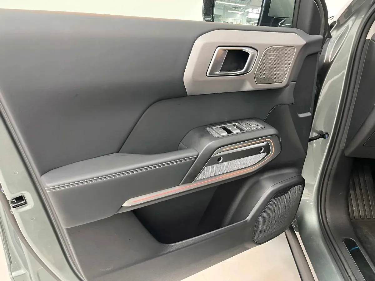 2025 FangChengBao Tai 3 BEV,autocango,china used car exporter,china ev exporter,chinese used car exporter,chinese used ev exporter