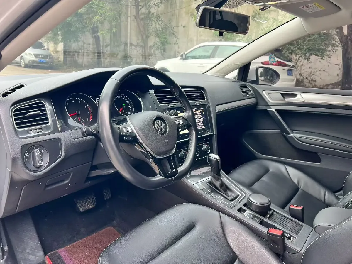 2020 Volkswagen Golf 1.4T 150HP L4 7DCT,autocango,china used car exporter,china ev exporter,chinese used car exporter,chinese used ev exporter