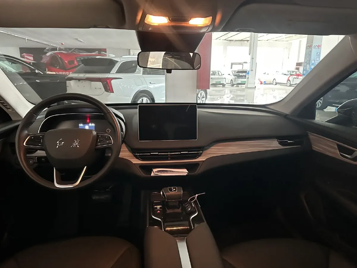 2024 HongQi E-QM5 BEV 72KWH,autocango,china used car exporter,china ev exporter,chinese used car exporter,chinese used ev exporter