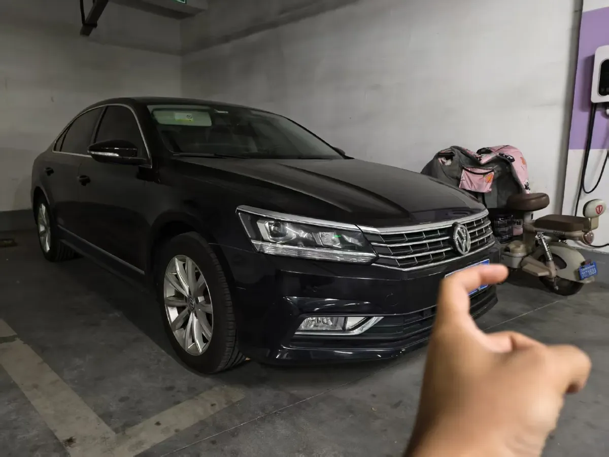 2017 Volkswagen Passat 1.8T 180HP L4 7DCT,autocango,china used car exporter,china ev exporter,chinese used car exporter,chinese used ev exporter
