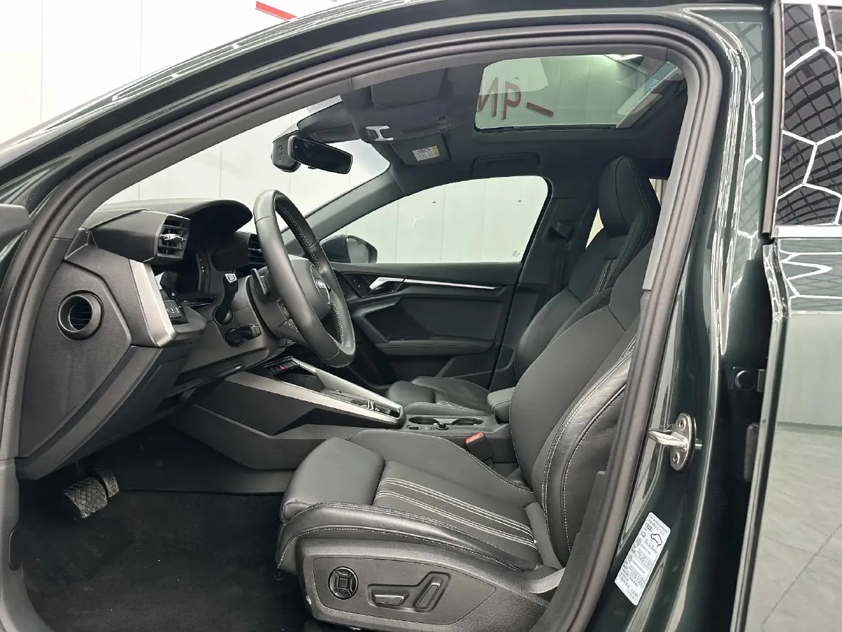 2022 Audi A3 1.4T 150HP L4 7DCT,autocango,china used car exporter,china ev exporter,chinese used car exporter,chinese used ev exporter