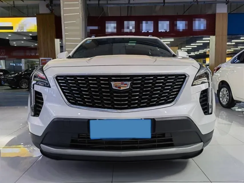 2022 Cadillac XT4 2.0T 237HP L4 9AT,autocango,china used car exporter,china ev exporter,chinese used car exporter,chinese used ev exporter