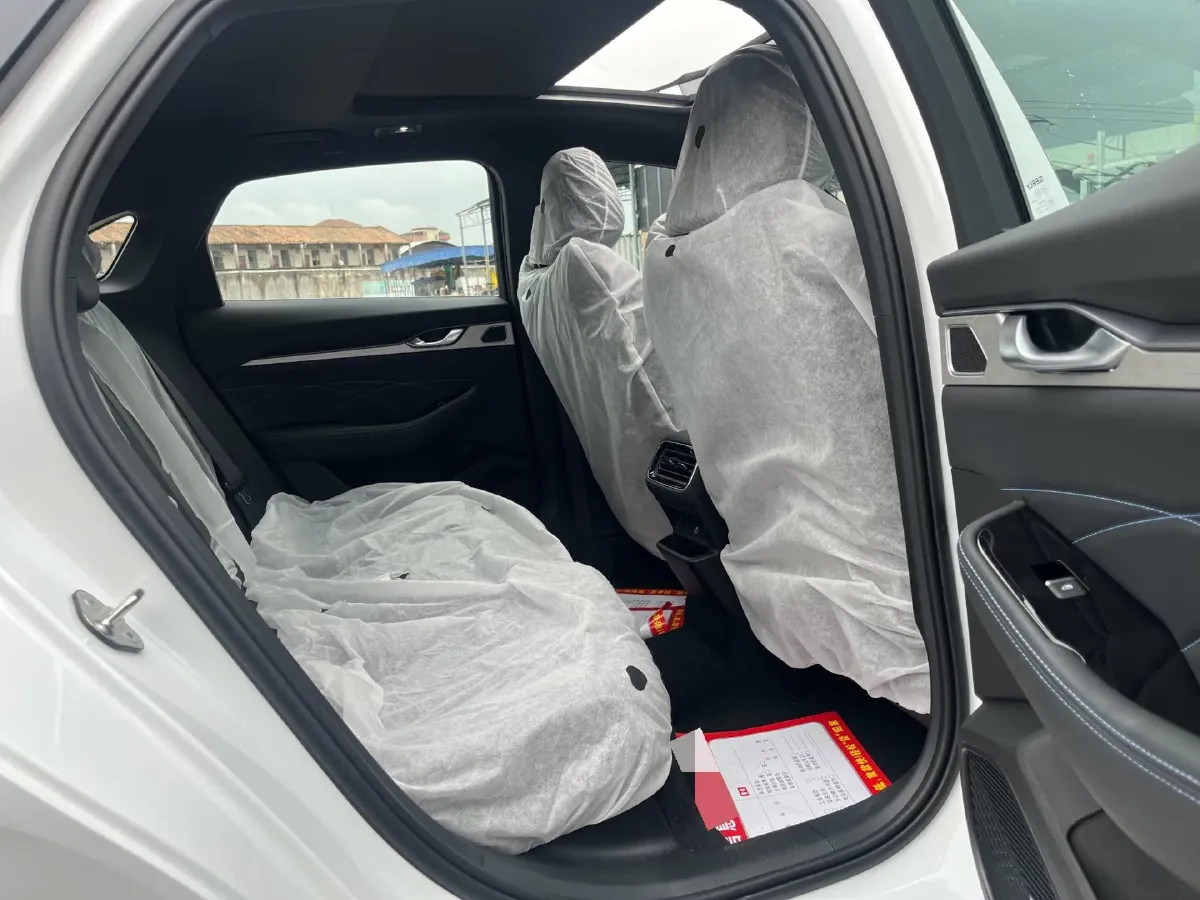 2025 Geely Preface 1.5T 181HP L4 7DCT,autocango,china used car exporter,china ev exporter,chinese used car exporter,chinese used ev exporter