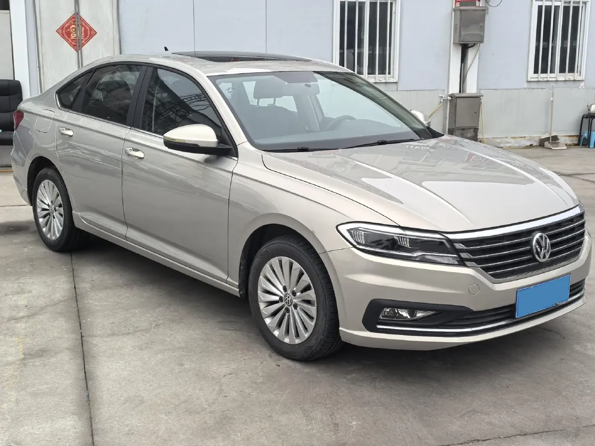 2018 Skoda Karoq 1.4T 150HP L4 7DCT,autocango,china used car exporter,china ev exporter,chinese used car exporter,chinese used ev exporter