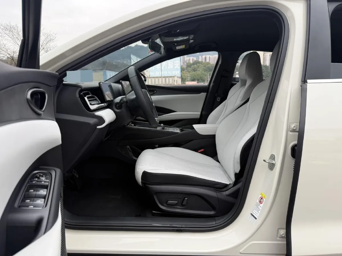 2024 BYD Seal06 1.5L 101HP L4 E-CVT PHEV 10.08KWH,autocango,china used car exporter,china ev exporter,chinese used car exporter,chinese used ev exporter