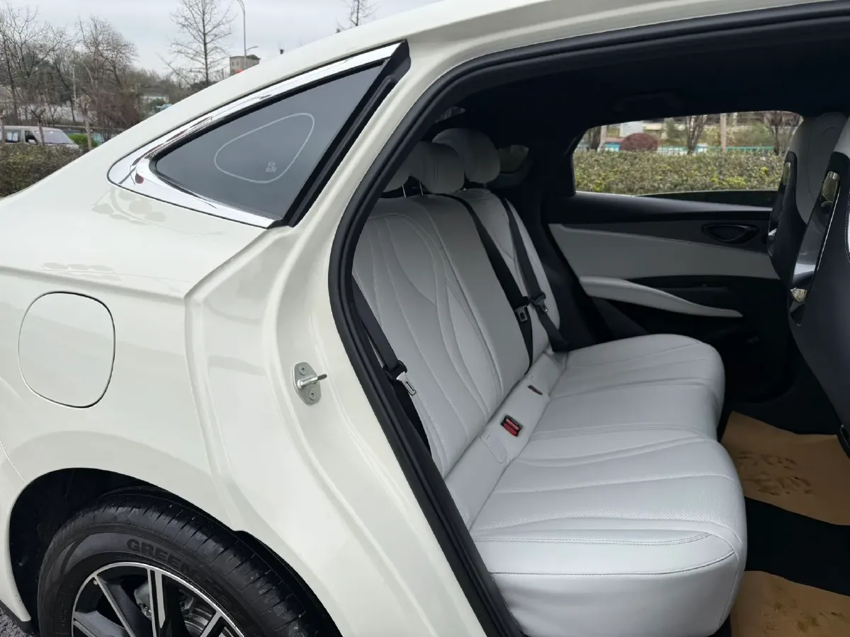 2024 BYD Seal06 1.5L 101HP L4 E-CVT PHEV 10.08KWH,autocango,china used car exporter,china ev exporter,chinese used car exporter,chinese used ev exporter