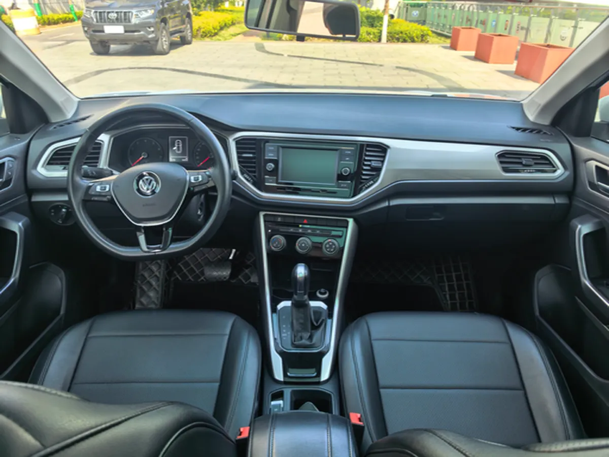 2019 Volkswagen T-Roc 1.4T 150HP L4 7DCT,autocango,china used car exporter,china ev exporter,chinese used car exporter,chinese used ev exporter