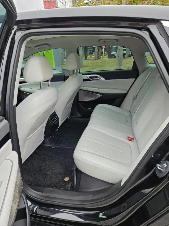 2024 Xpeng P5 BEV 55.4KWH,autocango,china used car exporter,china ev exporter,chinese used car exporter,chinese used ev exporter