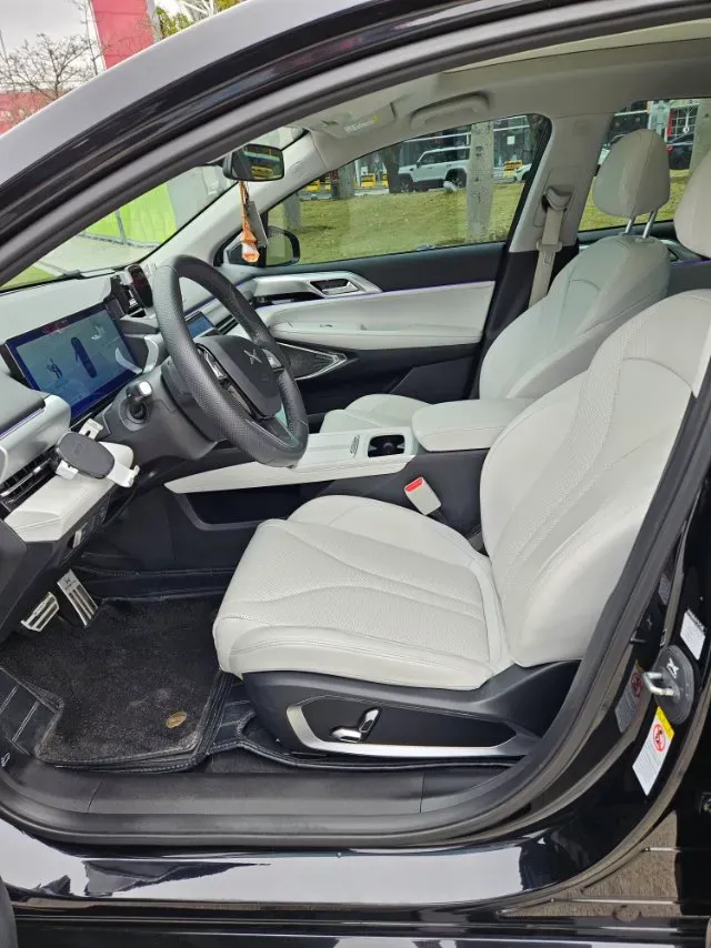 2024 Xpeng P5 BEV 55.4KWH,autocango,china used car exporter,china ev exporter,chinese used car exporter,chinese used ev exporter