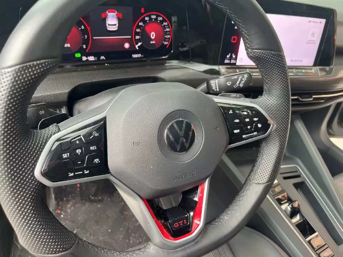 2025 Volkswagen GolfGTI 2.0T 220HP L4 7DCT,autocango,china used car exporter,china ev exporter,chinese used car exporter,chinese used ev exporter