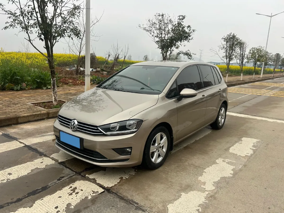 2018 Volkswagen Golf Sportsvan 1.6L 110HP L4 6AT,autocango,china used car exporter,china ev exporter,chinese used car exporter,chinese used ev exporter