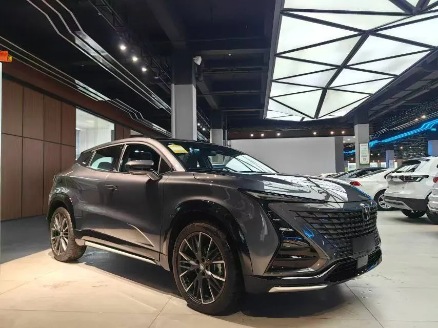 2023 ChangAn UNI-T 1.5T 188HP L4 7DCT,autocango,china used car exporter,china ev exporter,chinese used car exporter,chinese used ev exporter