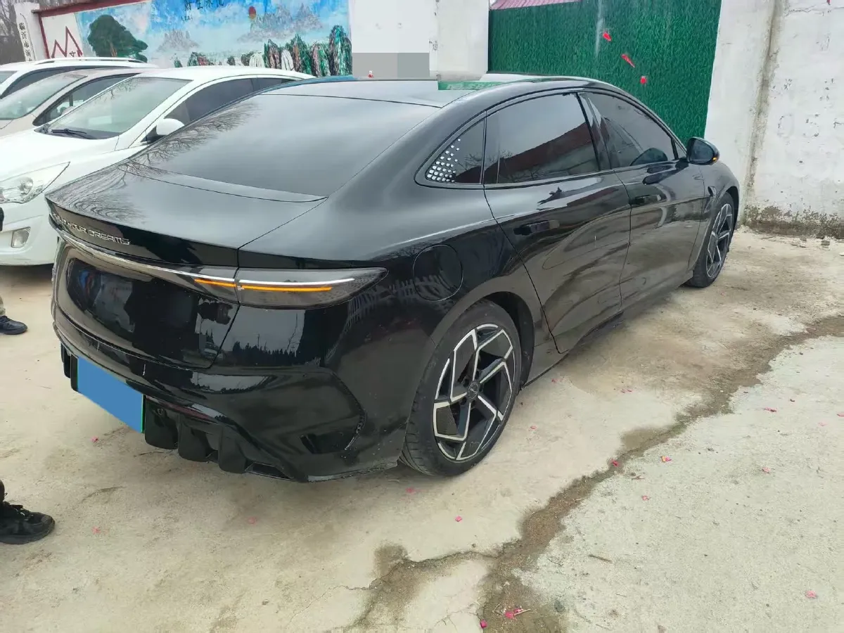 2022 AITO AITO M5 Range Extended 125HP REEV 40KWH,autocango,china used car exporter,china ev exporter,chinese used car exporter,chinese used ev exporter