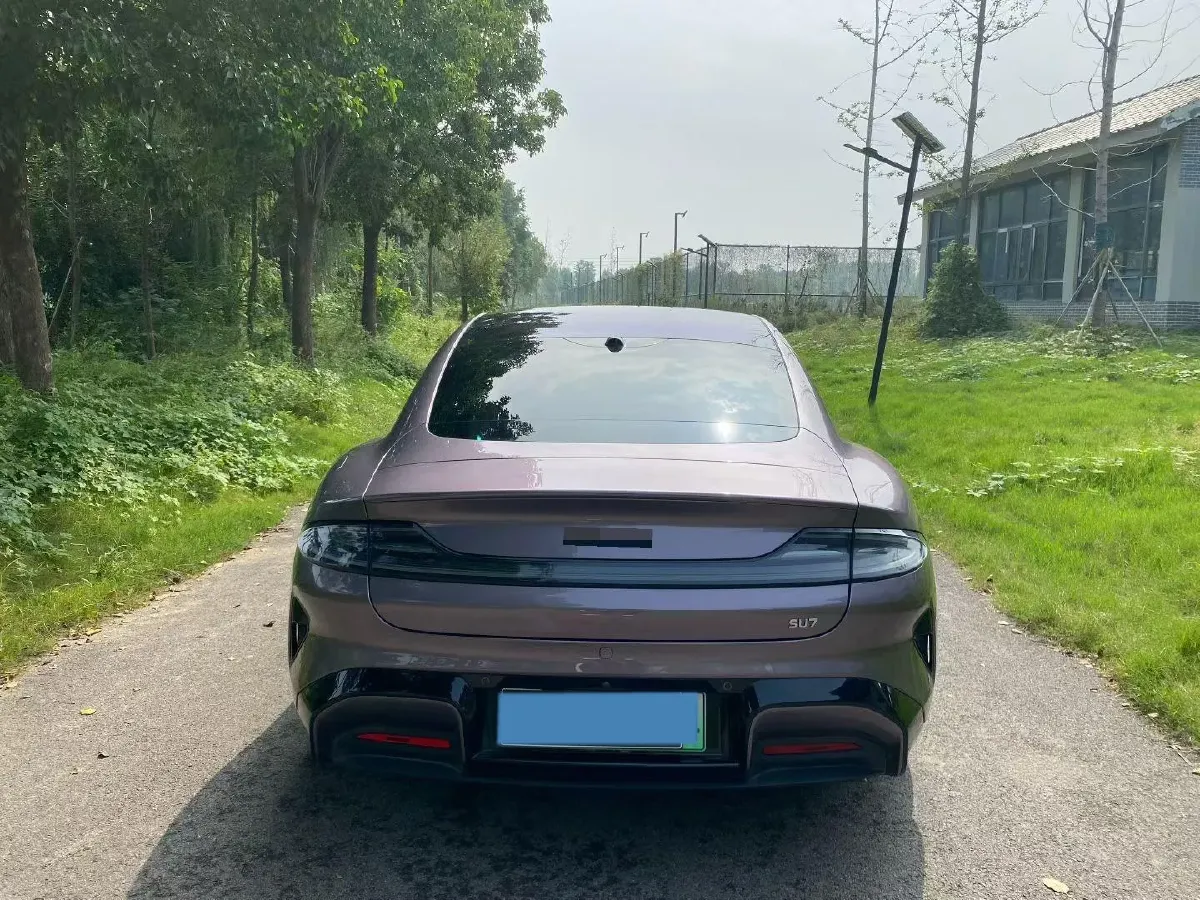 2024 MI SU7 BEV 73.6KWH,autocango,china used car exporter,china ev exporter,chinese used car exporter,chinese used ev exporter