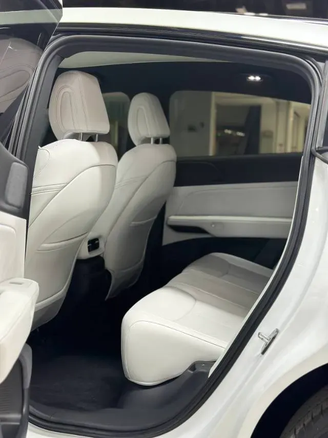 2024 Xpeng G6 BEV 66KWH,autocango,china used car exporter,china ev exporter,chinese used car exporter,chinese used ev exporter