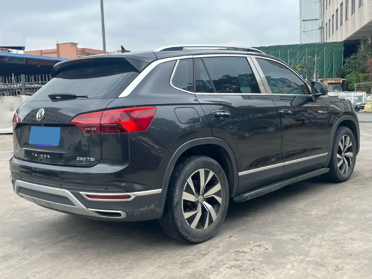 2022 Volkswagen Tayron 2.0T 186HP L4 7DCT,autocango,china used car exporter,china ev exporter,chinese used car exporter,chinese used ev exporter