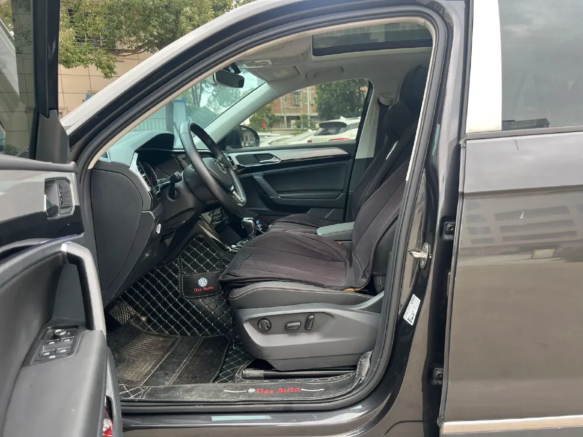 2022 Volkswagen Tayron 2.0T 186HP L4 7DCT,autocango,china used car exporter,china ev exporter,chinese used car exporter,chinese used ev exporter