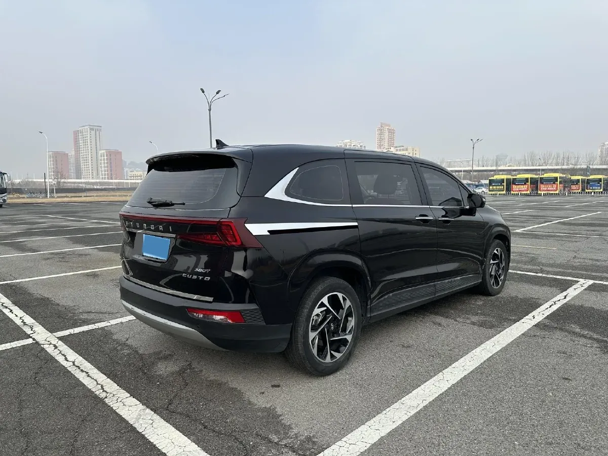 2021 Hyundai Custo 2.0T 236HP L4 8AT,autocango,china used car exporter,china ev exporter,chinese used car exporter,chinese used ev exporter