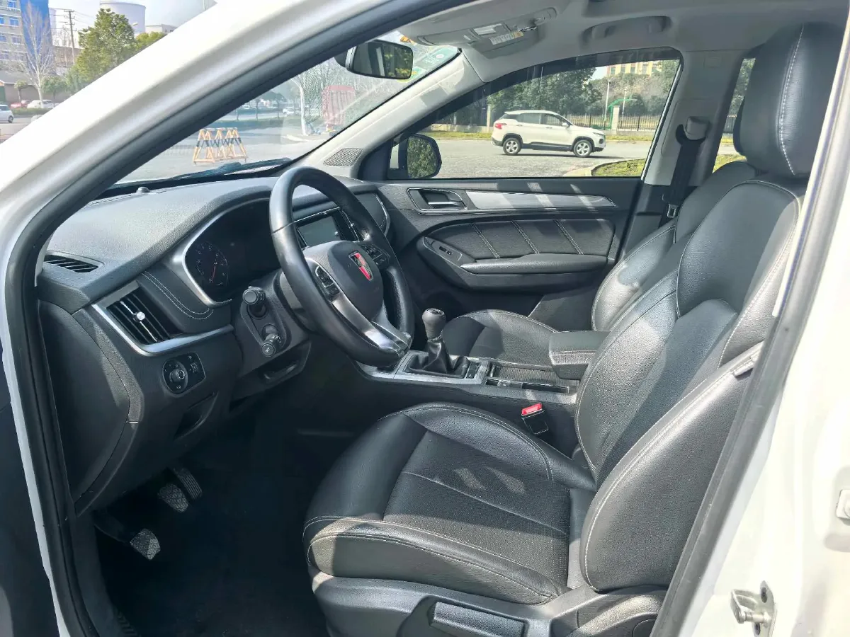 2018 Roewe RX5 1.5T 169HP L4 6MT,autocango,china used car exporter,china ev exporter,chinese used car exporter,chinese used ev exporter