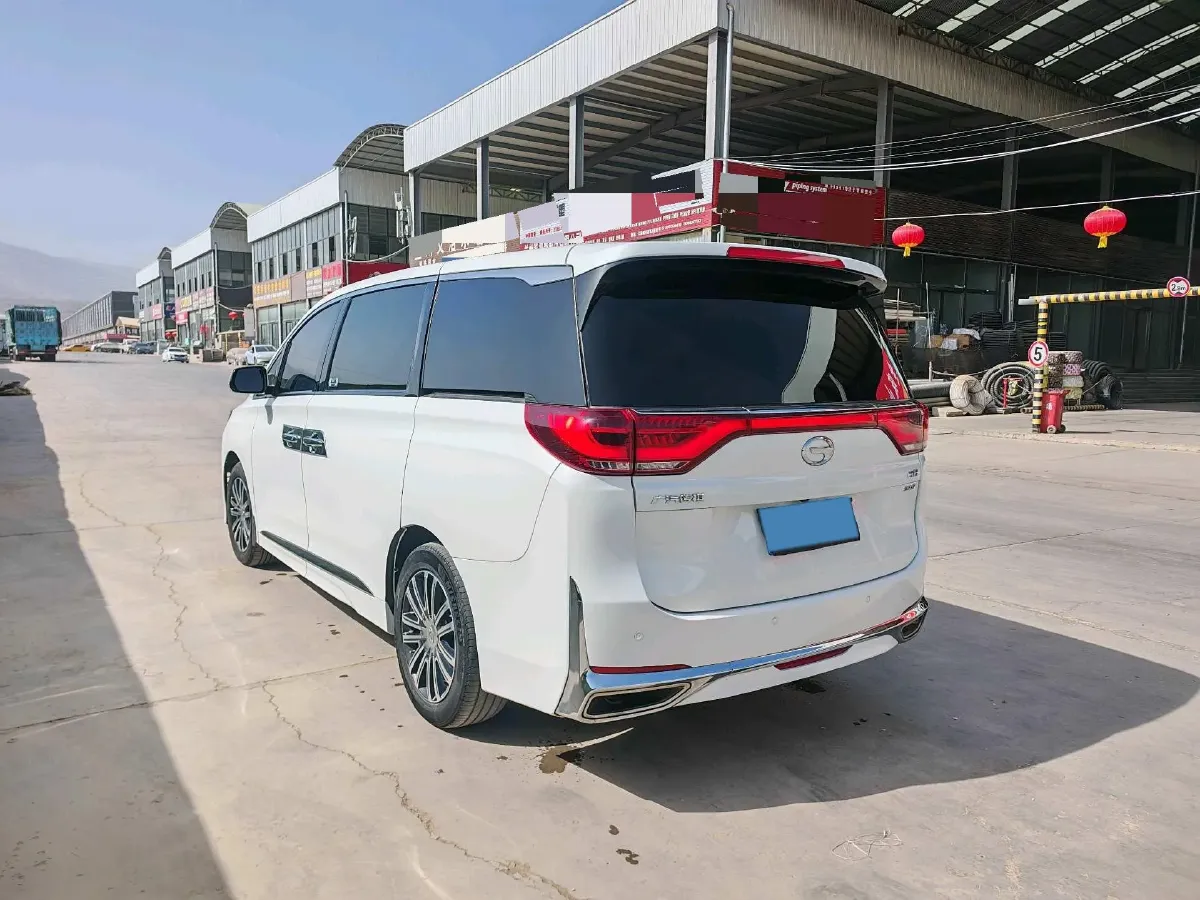 2021 GAC Trumpchi M8 2.0T 252HP L4 8AT,autocango,china used car exporter,china ev exporter,chinese used car exporter,chinese used ev exporter