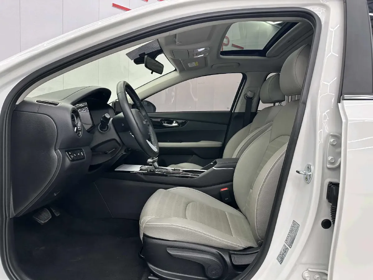 2023 Kia K3 1.5L 115HP L4 CVT,autocango,china used car exporter,china ev exporter,chinese used car exporter,chinese used ev exporter