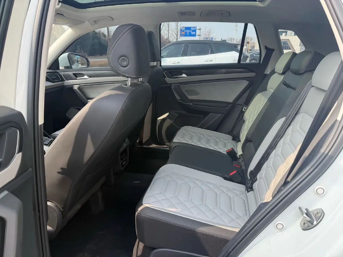 2023 Volkswagen Tayron 1.4T 150HP L4 7DCT,autocango,china used car exporter,china ev exporter,chinese used car exporter,chinese used ev exporter