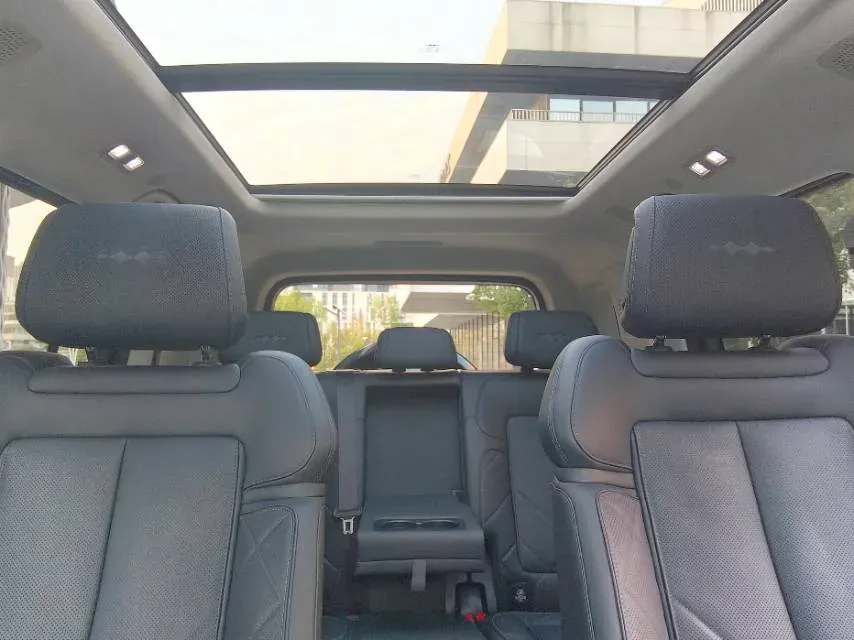 2023 FangChengBao Bao 5 1.5T 194HP L4 E-CVT PHEV 31.8KWH,autocango,china used car exporter,china ev exporter,chinese used car exporter,chinese used ev exporter