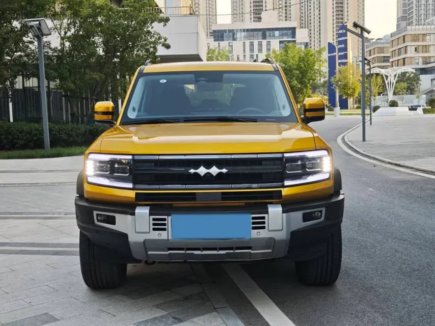 2023 FangChengBao Bao 5 1.5T 194HP L4 E-CVT PHEV 31.8KWH,autocango,china used car exporter,china ev exporter,chinese used car exporter,chinese used ev exporter