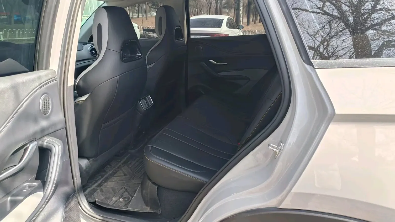 2025 BYD Sea Lion 05 DM-i 1.5L 101HP L4 E-CVT PHEV 12.9KWH,autocango,china used car exporter,china ev exporter,chinese used car exporter,chinese used ev exporter