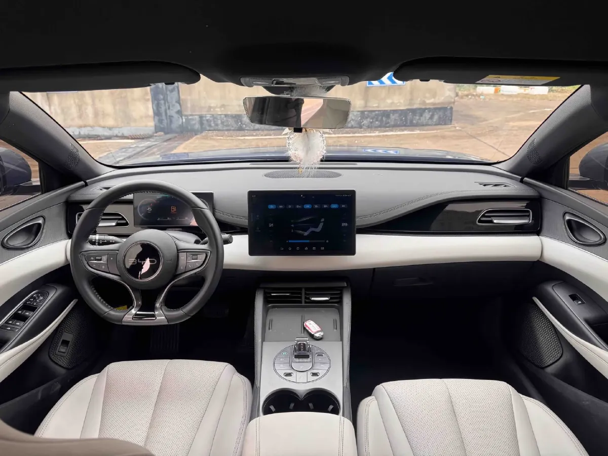 2024 BYD Seal06 1.5L 101HP L4 E-CVT PHEV 10.08KWH,autocango,china used car exporter,china ev exporter,chinese used car exporter,chinese used ev exporter