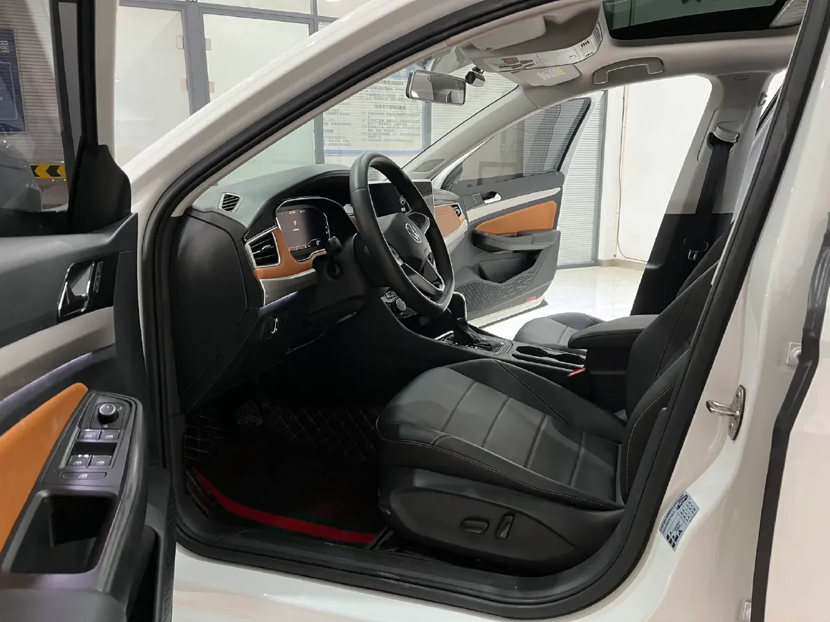 2023 Volkswagen Bora 1.2T 116HP L4 7DCT,autocango,china used car exporter,china ev exporter,chinese used car exporter,chinese used ev exporter