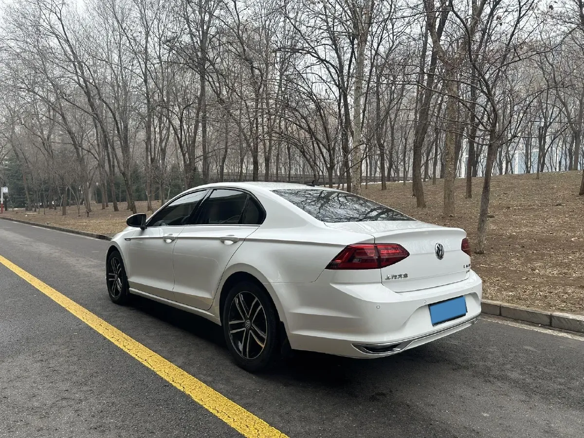2021 Volkswagen Lamando 1.4T 150HP L4 7DCT,autocango,china used car exporter,china ev exporter,chinese used car exporter,chinese used ev exporter