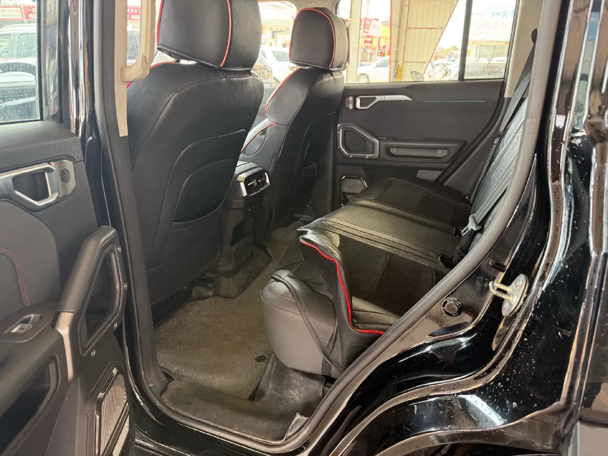 2023 Jetour Traveller 2.0T 254HP L4 7DCT,autocango,china used car exporter,china ev exporter,chinese used car exporter,chinese used ev exporter