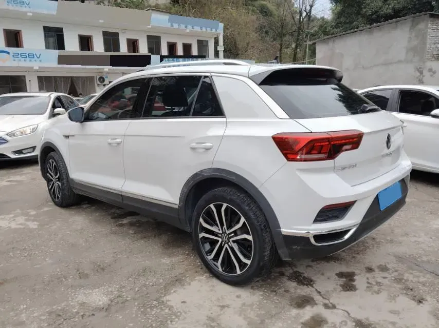 2021 Volkswagen T-Roc 1.4T 150HP L4 7DCT,autocango,china used car exporter,china ev exporter,chinese used car exporter,chinese used ev exporter