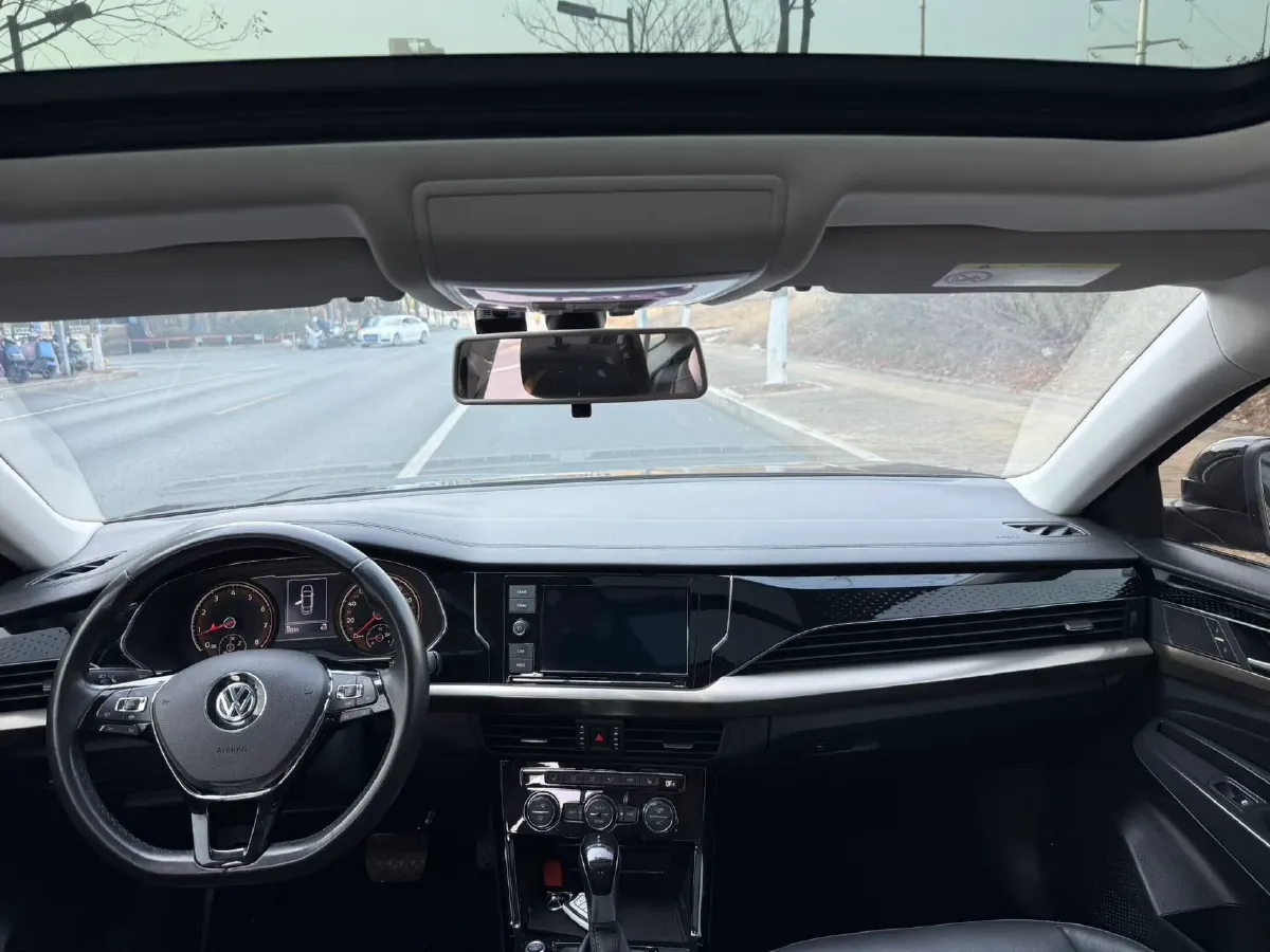 2019 Skoda Kodiak 2.0T 186HP L4 7DCT,autocango,china used car exporter,china ev exporter,chinese used car exporter,chinese used ev exporter